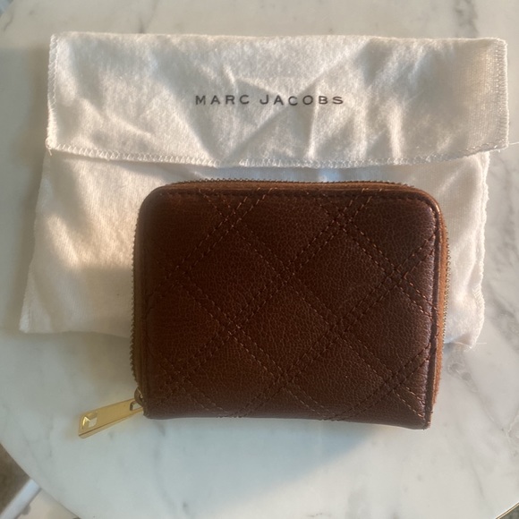 Marc Jacobs Zip Wallet Brown Calf Leather - Picture 2 of 4